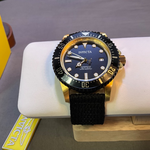 Invicta Men's Pro Diver ( automatic ) - Picture 3 of 8